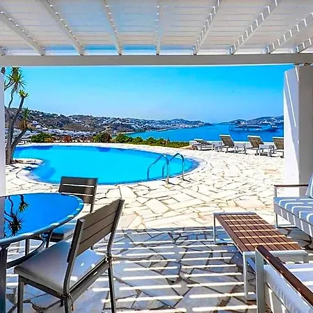 Ξενοδοχείο με διαμερίσματα Adikri & Mykonos Town