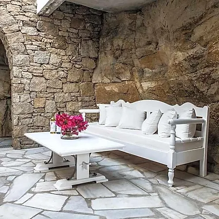 Apartahotel Adikri & Mykonos Town