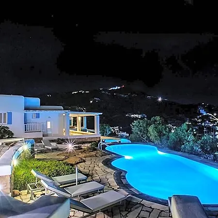 Adikri & Apartahotel 4*